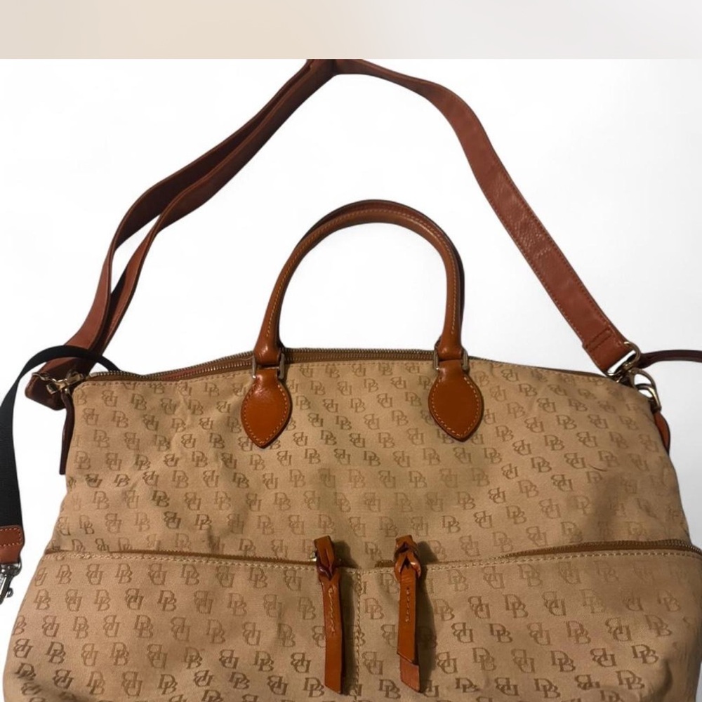 Dooney & Bourke Vintage Brown / Tan Leather Accent bag